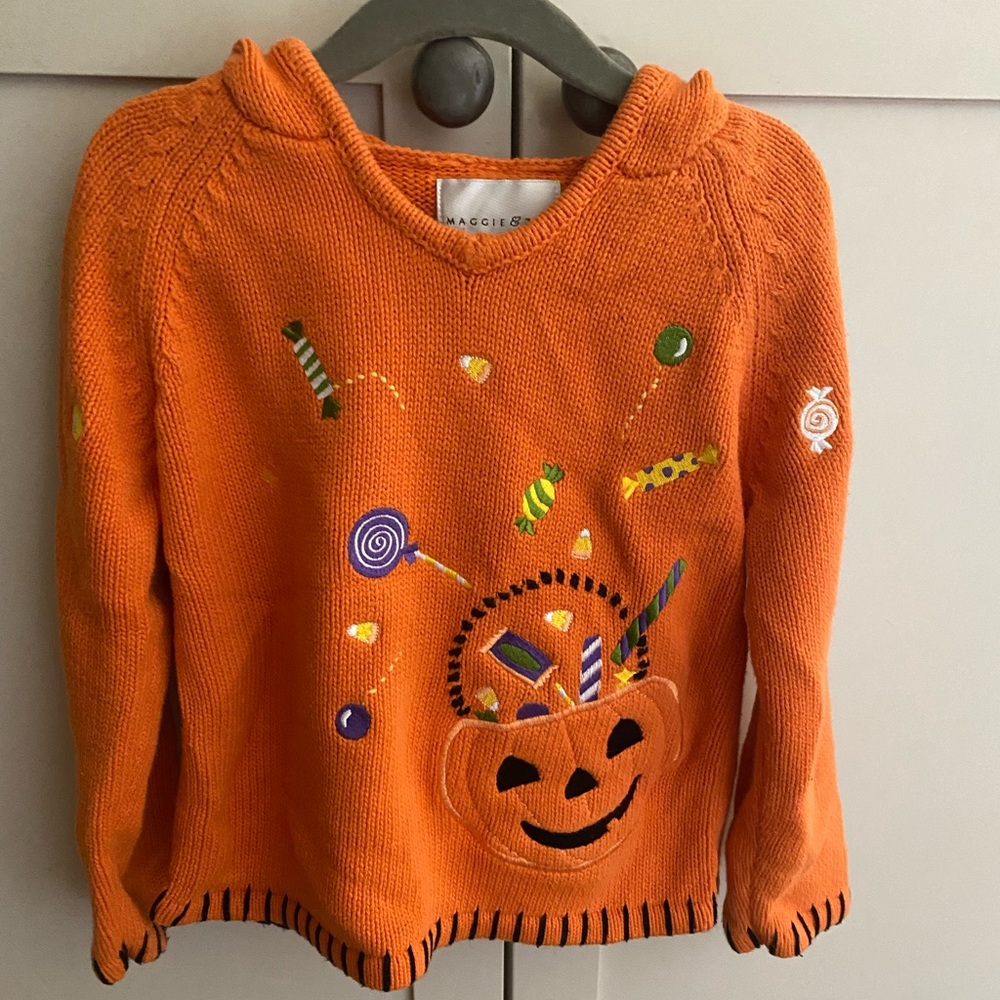 Halloween hooded sweater